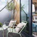 Hotel Scandic Flesland Airport 4*
