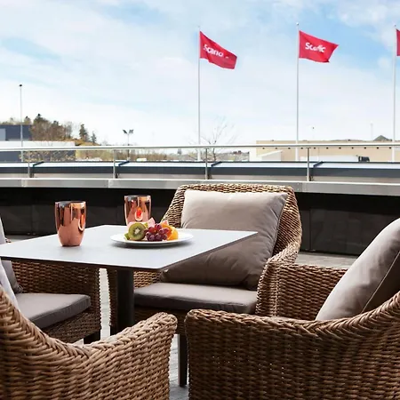 Hotel Scandic Flesland Airport 4*
