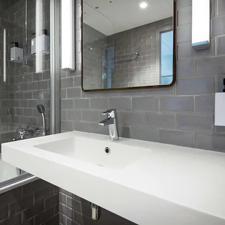 Scandic Flesland Airport 4* Bergen