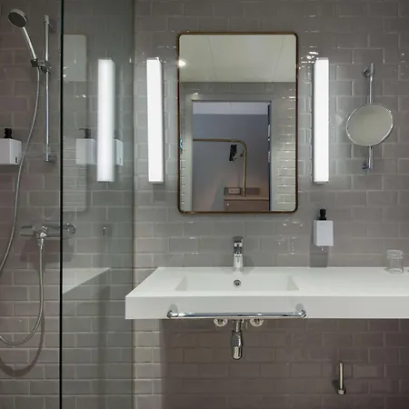 Scandic Flesland Airport 4*