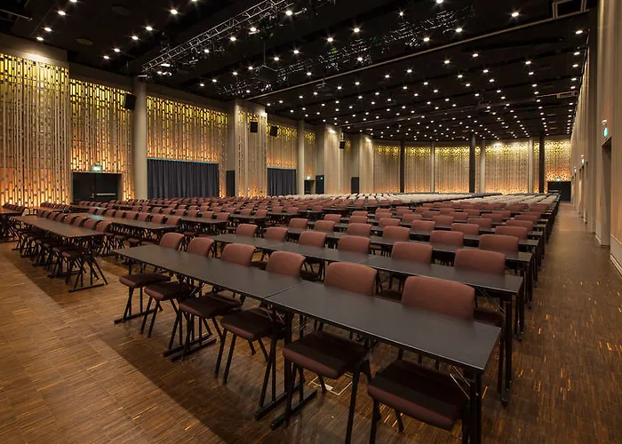 Scandic Flesland Airport 4* ברגן