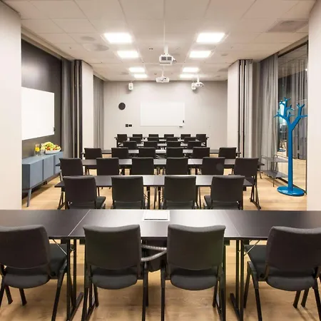 Scandic Flesland Airport 4*