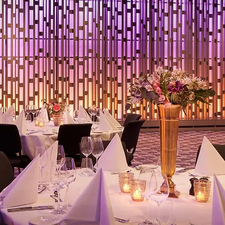 Hotel Scandic Flesland Airport 4*