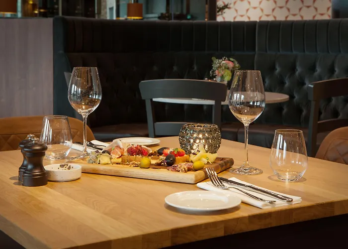 Scandic Flesland Airport 4*