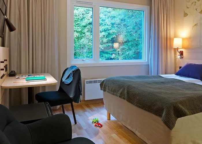 Scandic Flesland Airport 4*